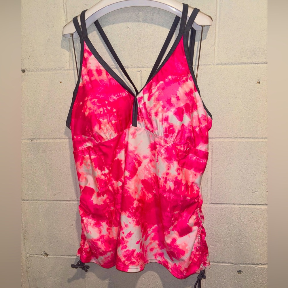 Women’s plus size pink tankini top with gathered sides